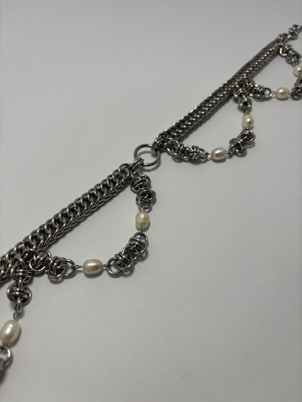 Pearlescent Choker