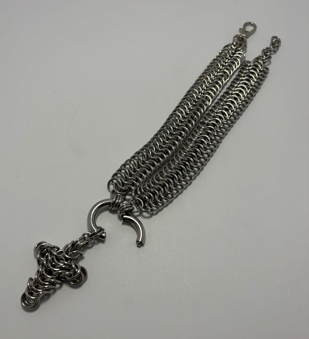 Cross Choker