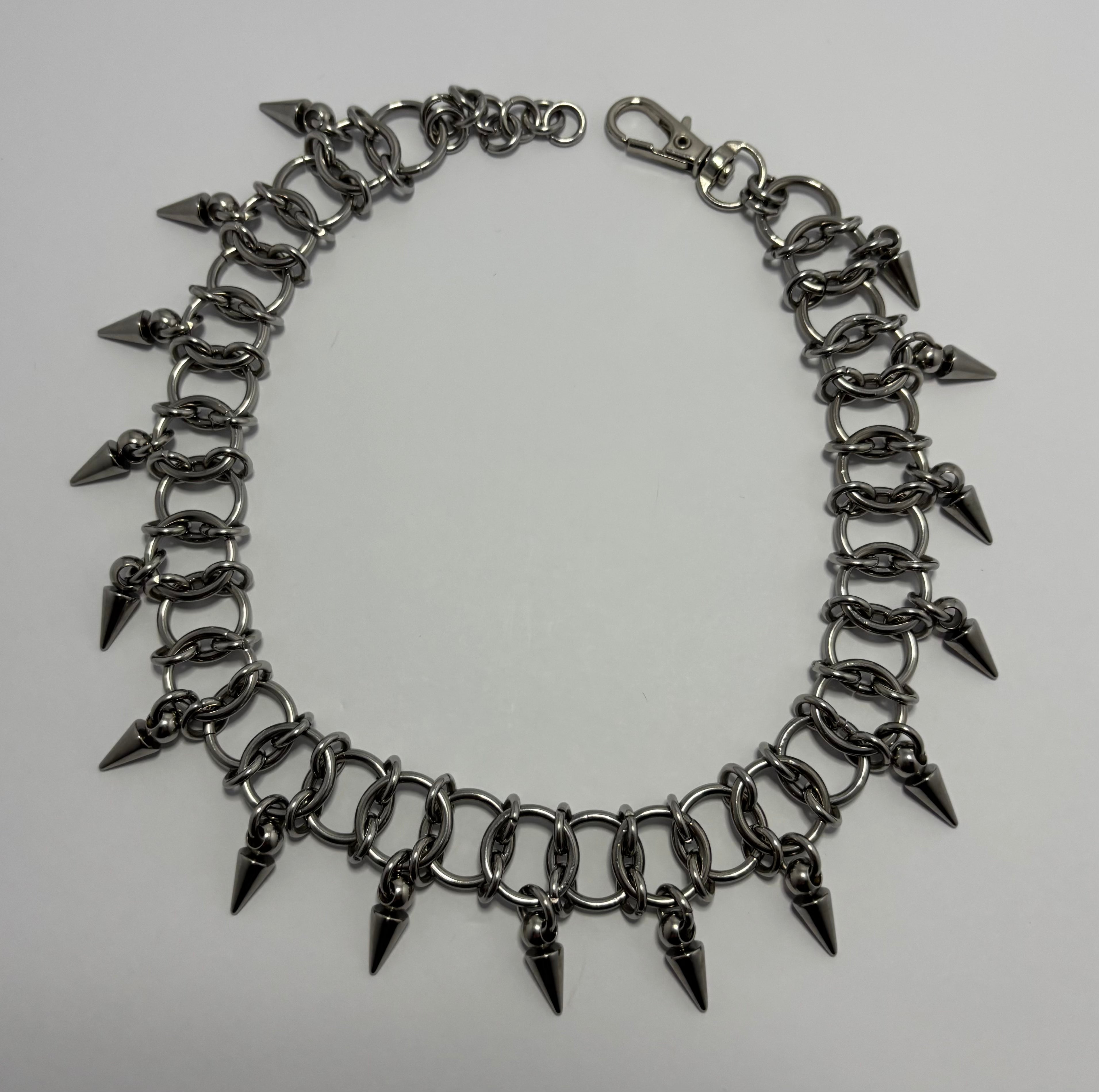 Spiked Hollow Choker