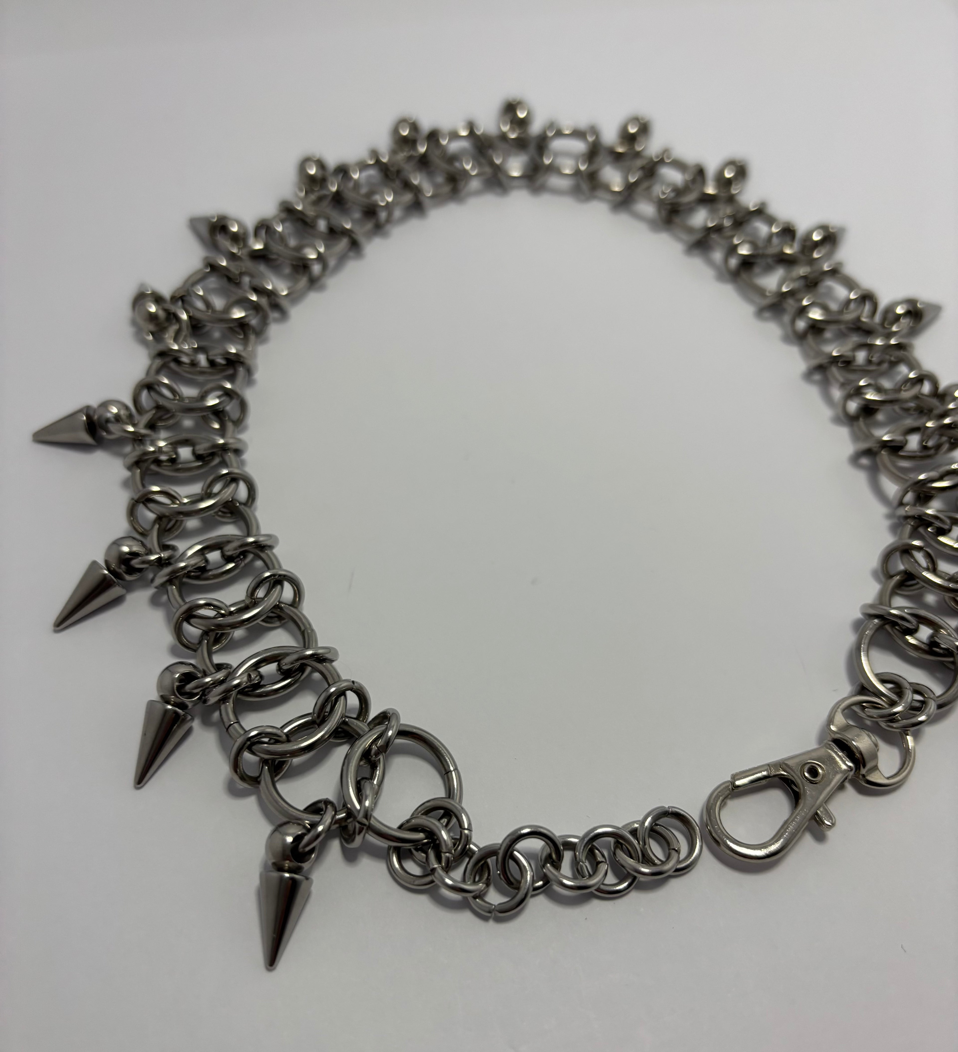 Spiked Hollow Choker